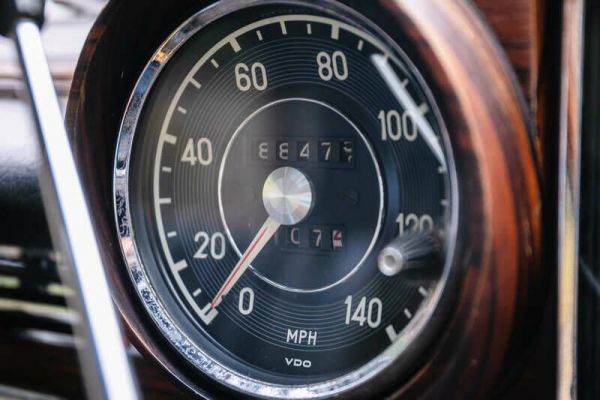 Mercedes-Benz 250 SE 1966 100084