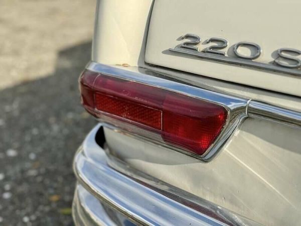 Mercedes-Benz 220 SE b 1963 117869