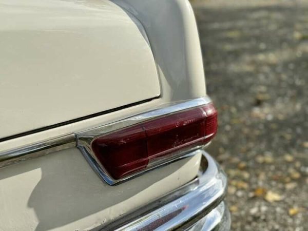 Mercedes-Benz 220 SE b 1963 117870