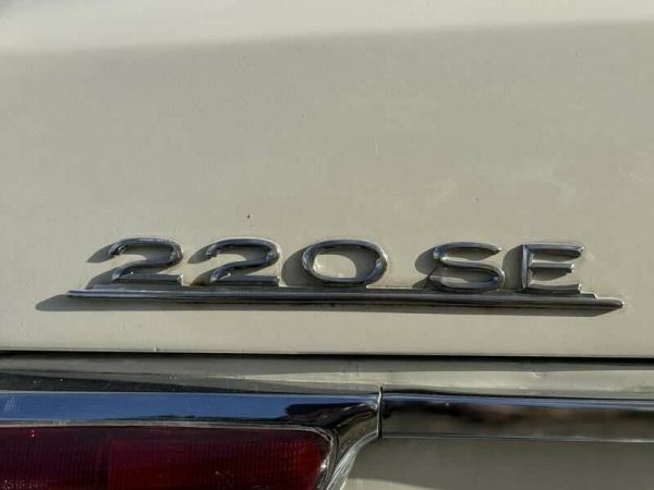 Mercedes-Benz 220 SE b 1963 117871