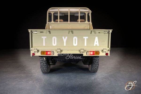 Toyota Land Cruiser FJ 45 1980 118695