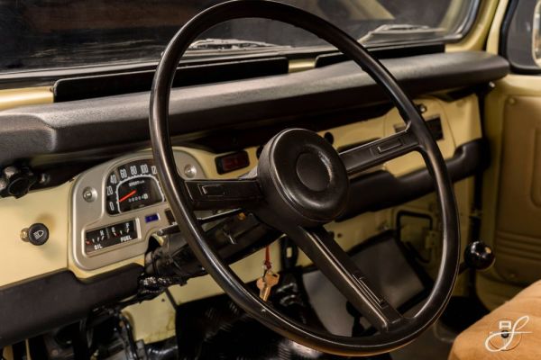 Toyota Land Cruiser FJ 45 1980 118702