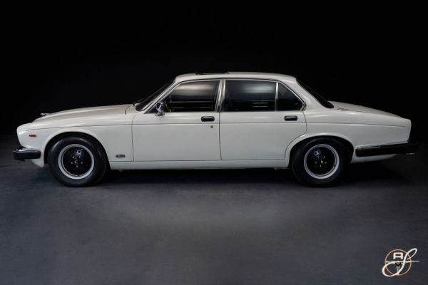 Jaguar XJ 12 1986