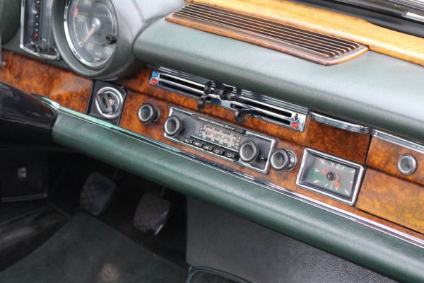 Mercedes-Benz 280 SE 1971 79038