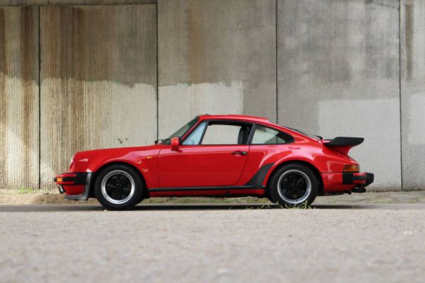 Porsche 911 Turbo 3.3 1985 86121