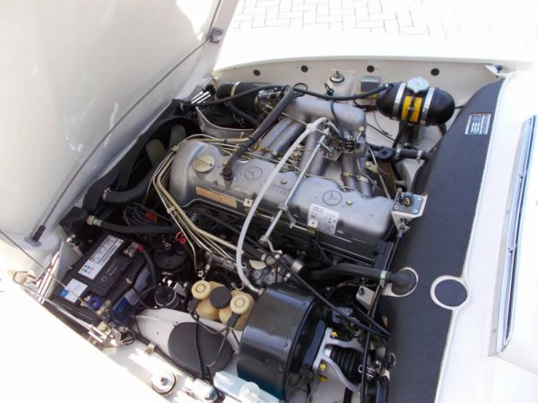 Mercedes-Benz 280 SL 1970 1281