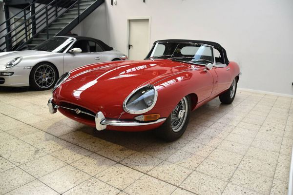 Jaguar E-Type 4.2 1966 100965