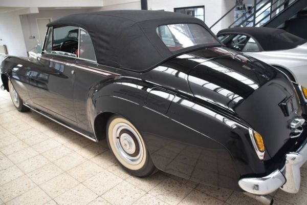 Rolls-Royce Silver Cloud I Mulliner 1959 131068
