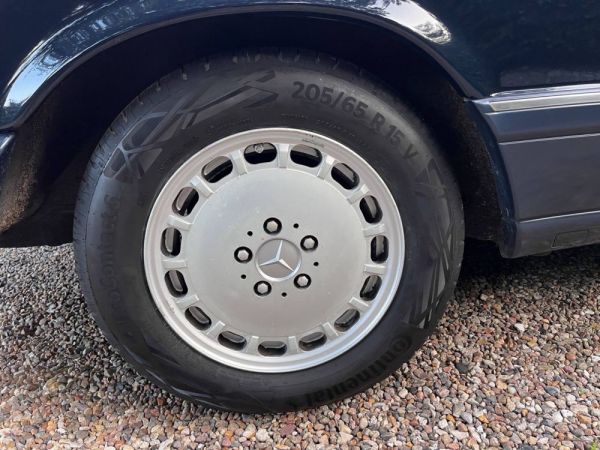 Mercedes-Benz 500 SEC 1990 124230