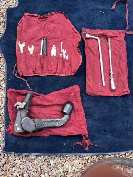 Mercedes-Benz 500 SEC 1990 124235