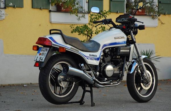 Honda VF 750 1983 110718