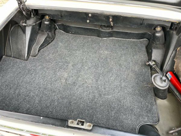 Mercedes-Benz 250 SL 1967 4348