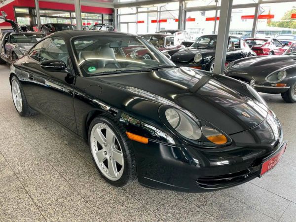 Porsche 911 Carrera 1998 4667
