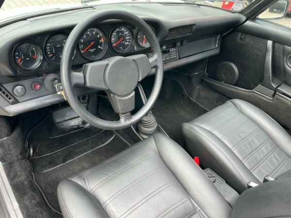 Porsche 911 Carrera 3.0 1977 4711