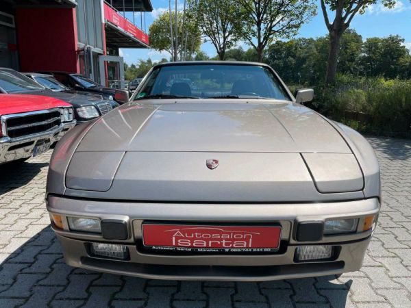 Porsche 944 1983 4830