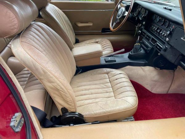 Jaguar E-Type V12 (2+2) 1971 77472