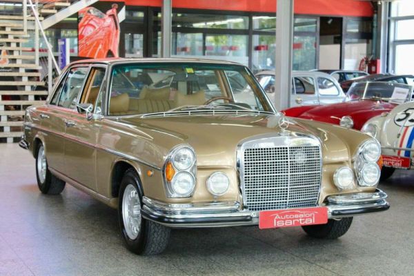 Mercedes-Benz 300 SEL 6.3 1969