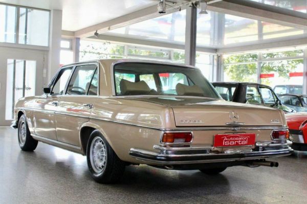 Mercedes-Benz 300 SEL 6.3 1969 81298