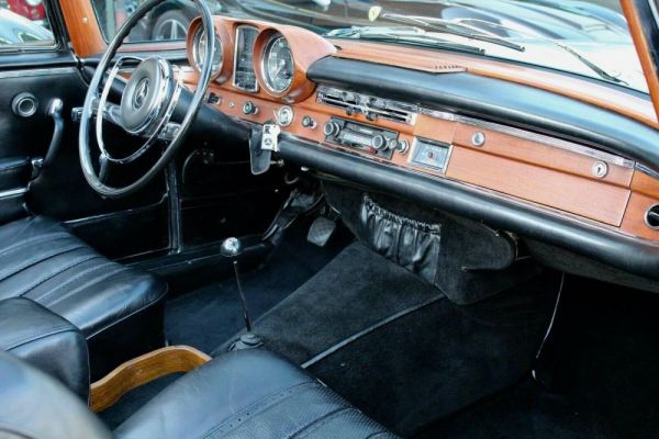 Mercedes-Benz 300 SE 1964 100768