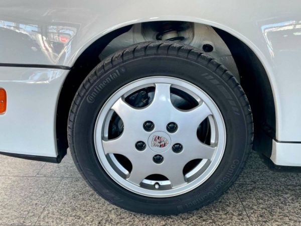 Porsche 911 Carrera 2 1990 127072