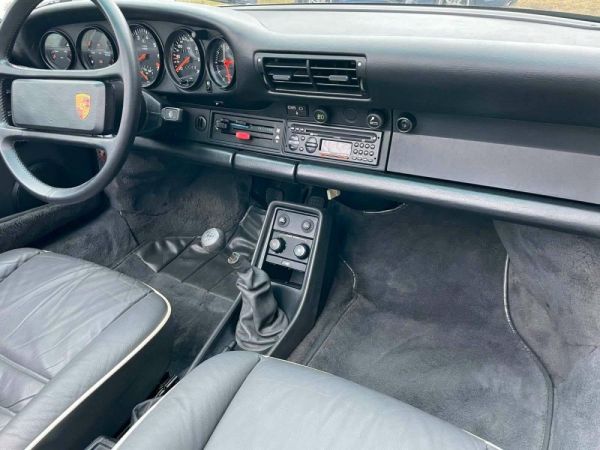 Porsche 911 Turbo 3.3 1989 127110