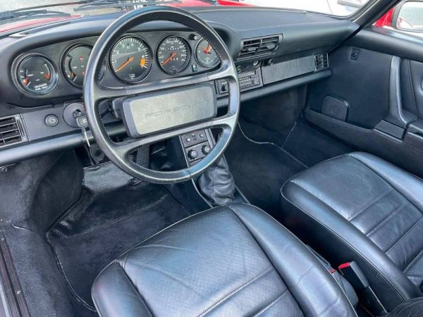 Porsche 911 Carrera 3.2 1986 127652