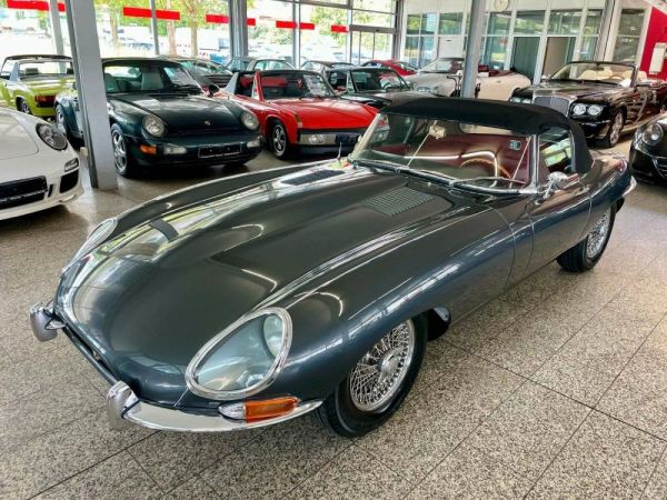 Jaguar E-Type 4.2 1965
