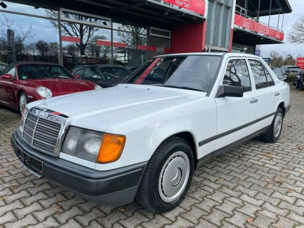 Mercedes-Benz 250 D 1988