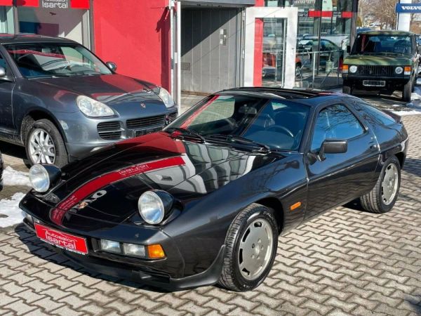 Porsche 928 S 1984
