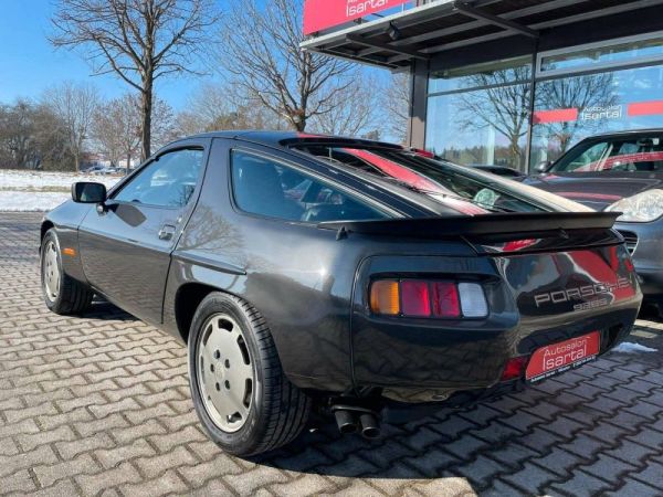 Porsche 928 S 1984 129045
