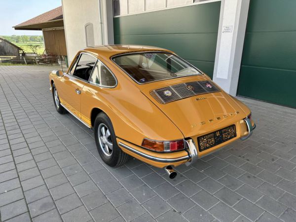 Porsche 911 2.0 L 1968 3739