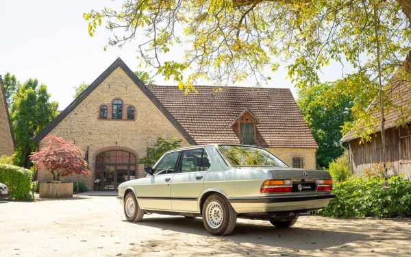 BMW 528i 1984 119069
