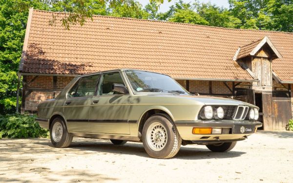 BMW 528i 1984 119077