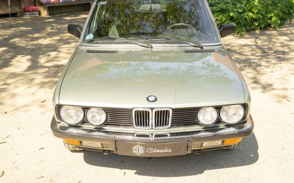 BMW 528i 1984 119079