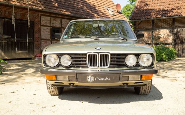 BMW 528i 1984 119080