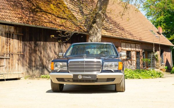 Mercedes-Benz 500 SEL 1984 121229