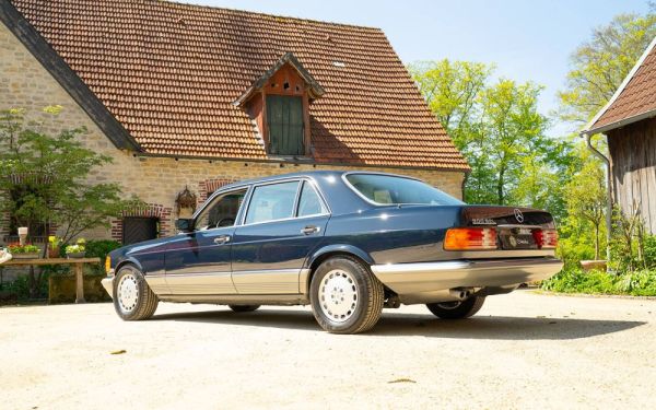 Mercedes-Benz 500 SEL 1984 121233