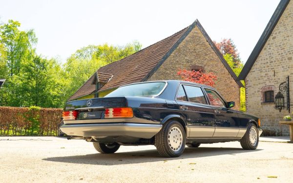 Mercedes-Benz 500 SEL 1984 121234
