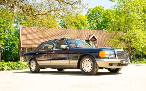 Mercedes-Benz 500 SEL 1984 121235