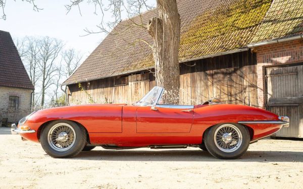 Jaguar E-Type 4.2 1965 128222