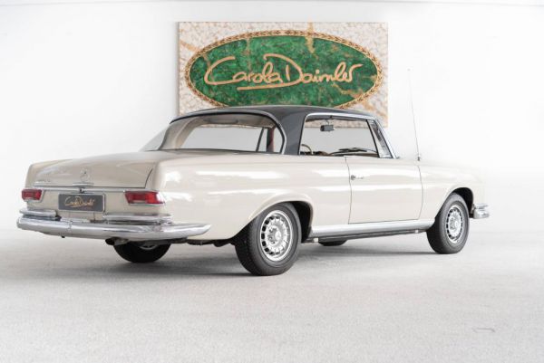 Mercedes-Benz 220 SE b 1964 8321