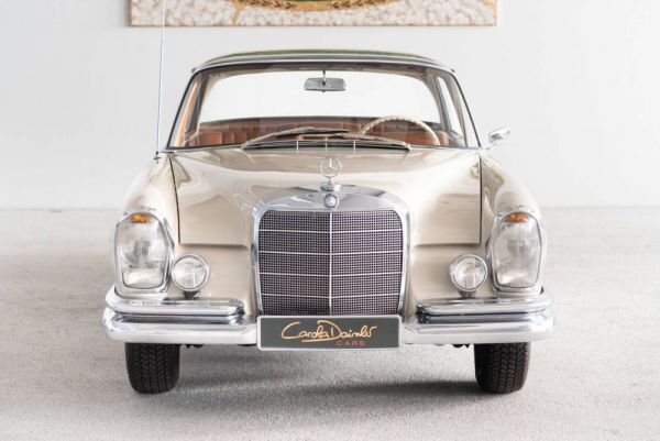 Mercedes-Benz 220 SE b 1964 8326