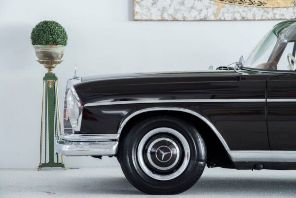 Mercedes-Benz 300 SE 1965 8428