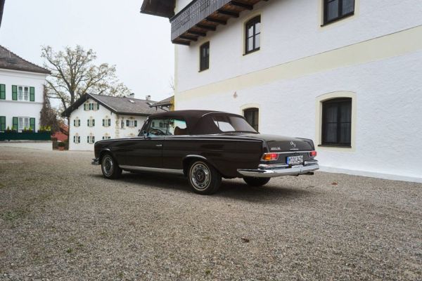Mercedes-Benz 280 SE 1968 131281