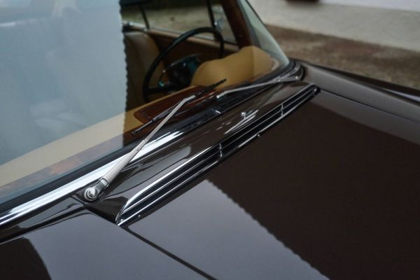 Mercedes-Benz 280 SE 1968 131290