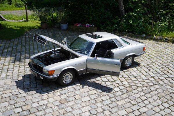 Mercedes-Benz 500 SLC 1980 7611