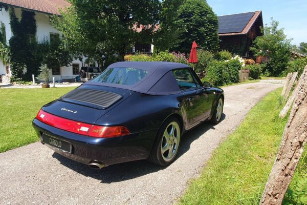 Porsche 911 Carrera 4 1996 7681