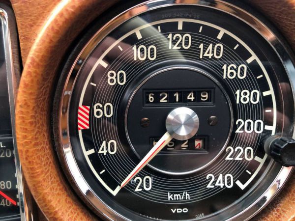 Mercedes-Benz 280 SE 3,5 1970 81504