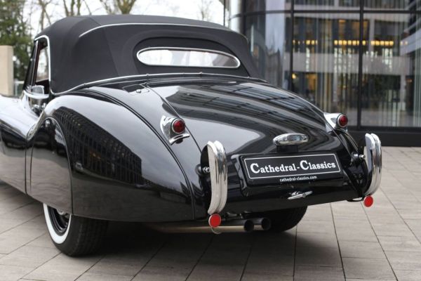 Jaguar XK 120 DHC 1953 107314