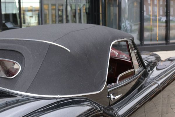 Jaguar XK 120 DHC 1953 107322